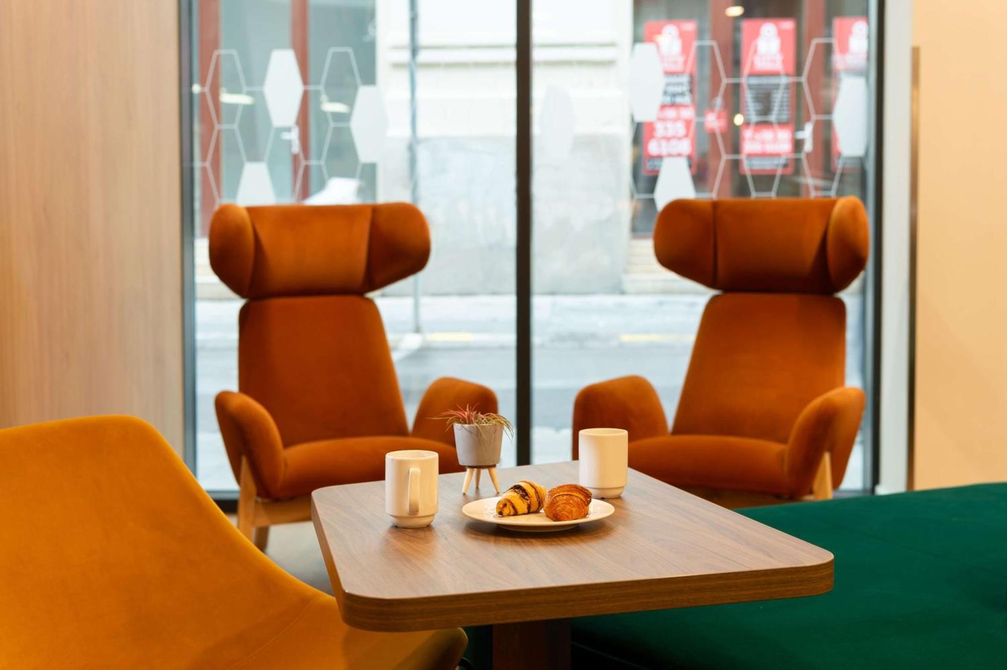 Hampton By Hilton Budapest City Centre Exterior foto
